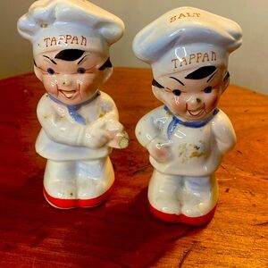 Tappan salt and pepper shakers